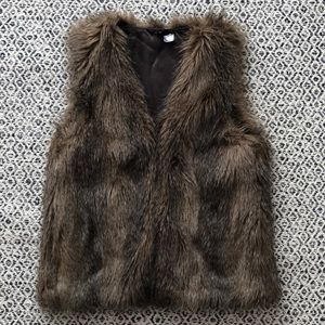 H&M Divid Faux Fur Vest Brown size 12